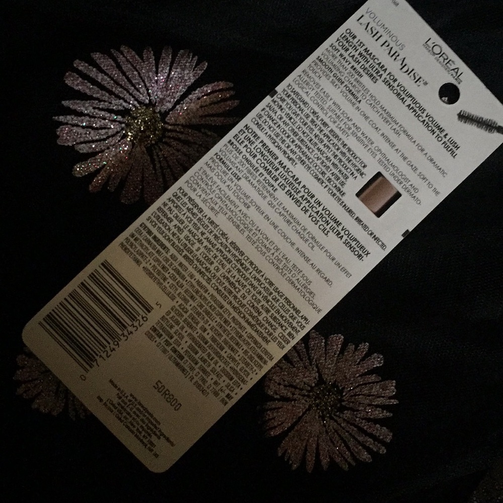 LE lash paradise with stickers L’Oréal - Picture 2 of 3